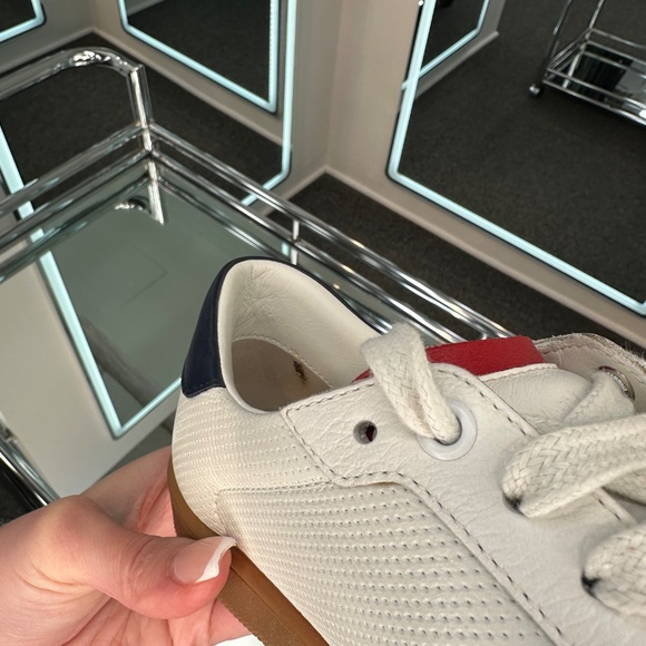 Saint Laurent Sneakers - Picture 4 of 5